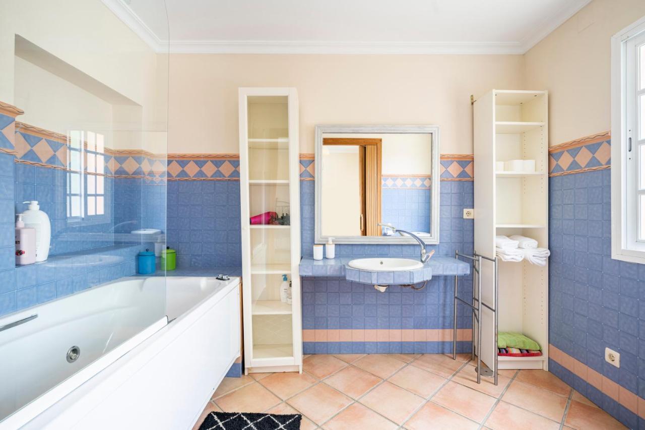 Villa Laforge Carmona  Luaran gambar