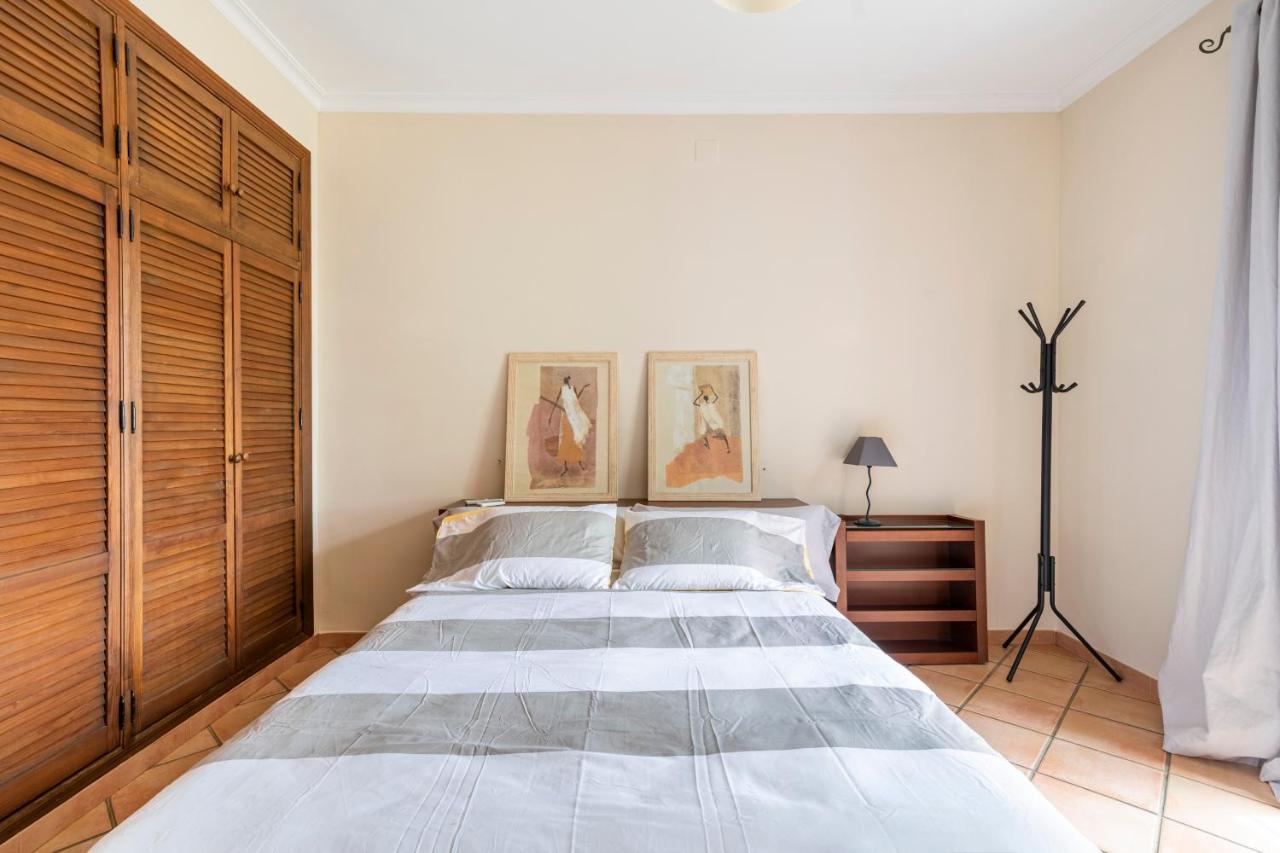 Villa Laforge Carmona  Luaran gambar